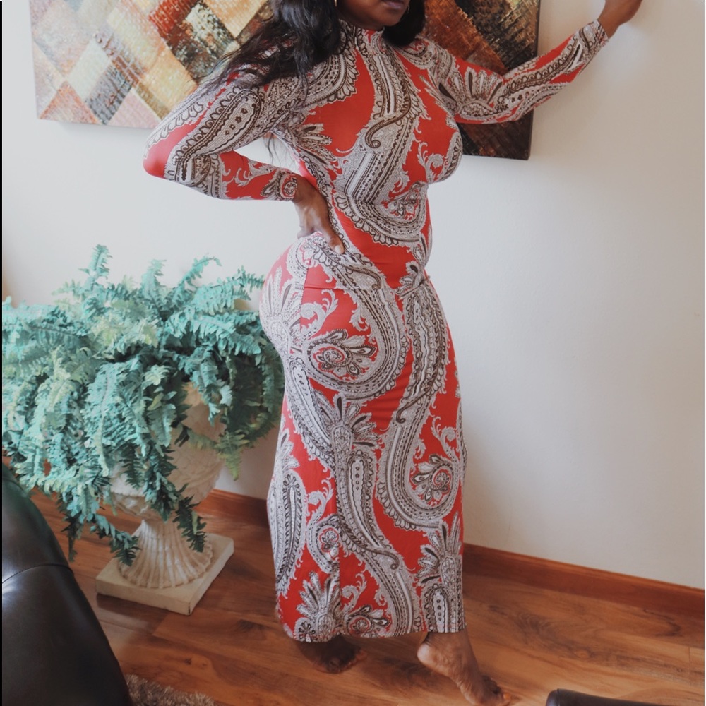 Maxi Dress - Picture 3 of 5